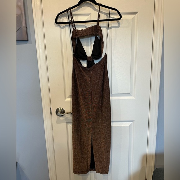 ⚡️2/$25⚡️ Dynamite Sparkly Bronze Brown Cut Out Dress | Size S | NWOT | Vacation - Picture 13 of 14